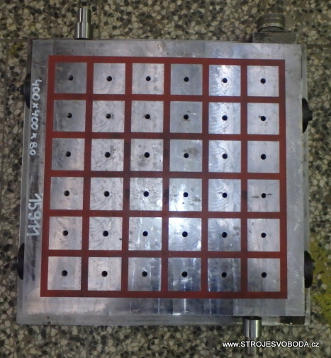 Elektrický magnet 400x400x80 (15911 (2).JPG)